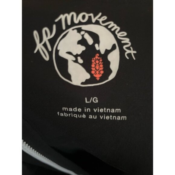 Free People Movement Playin' For Keeps Layer Size Large  New With Tags - Picture 12 of 13